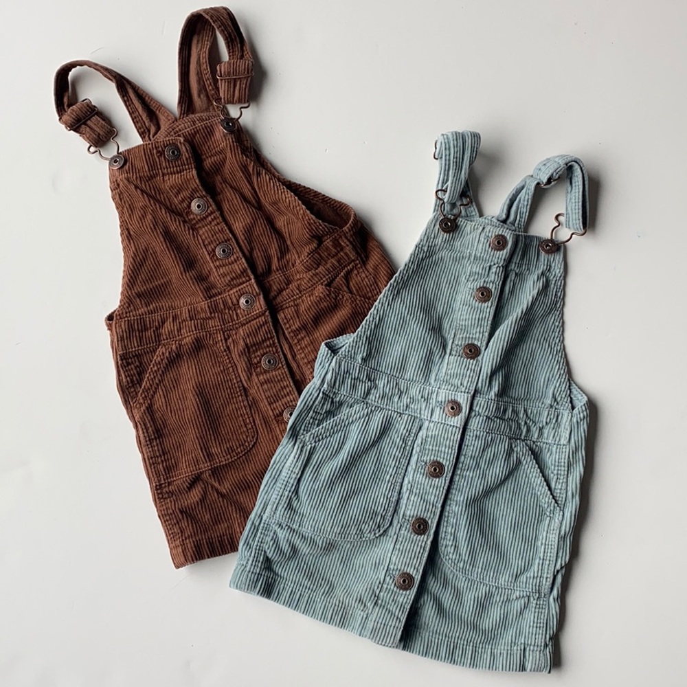 2 Adorable 4t Oshkosh Bigosh jumpers